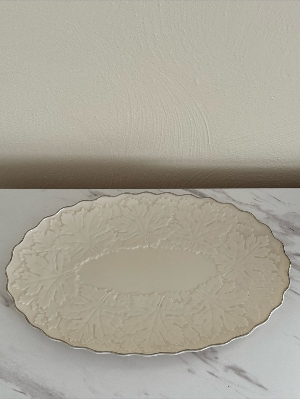 Lenox Cream Ceramic Leaf-Relief Serving Platter with‎ Silver Trim